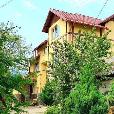 Villa Gutsulska Oselya à Yaremtche Extérieur photo