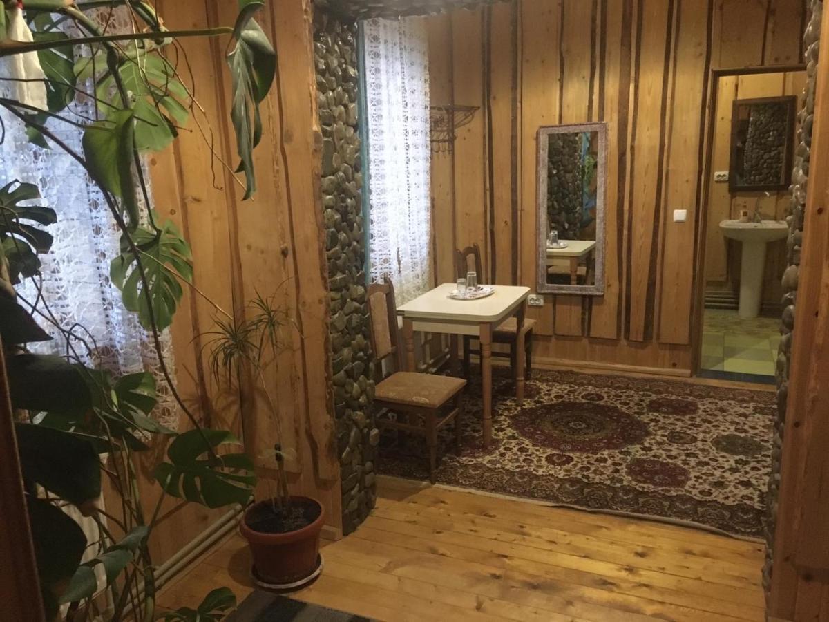 Villa Gutsulska Oselya à Yaremtche Extérieur photo