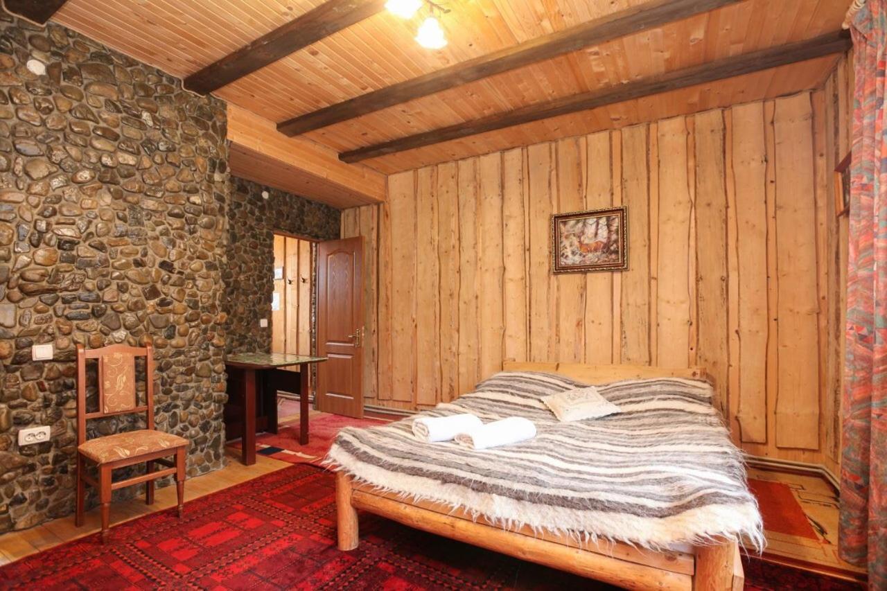Villa Gutsulska Oselya à Yaremtche Extérieur photo