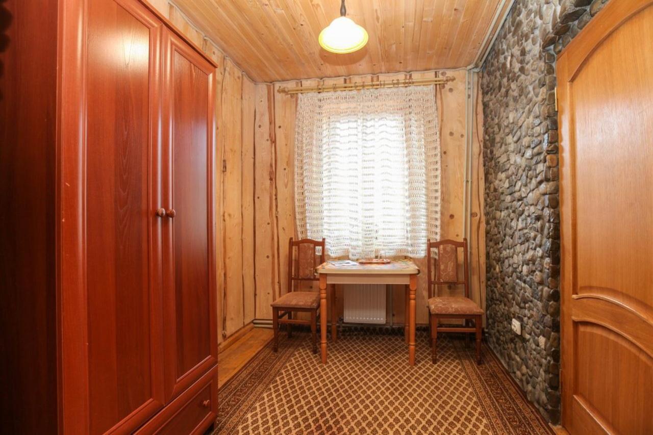 Villa Gutsulska Oselya à Yaremtche Extérieur photo