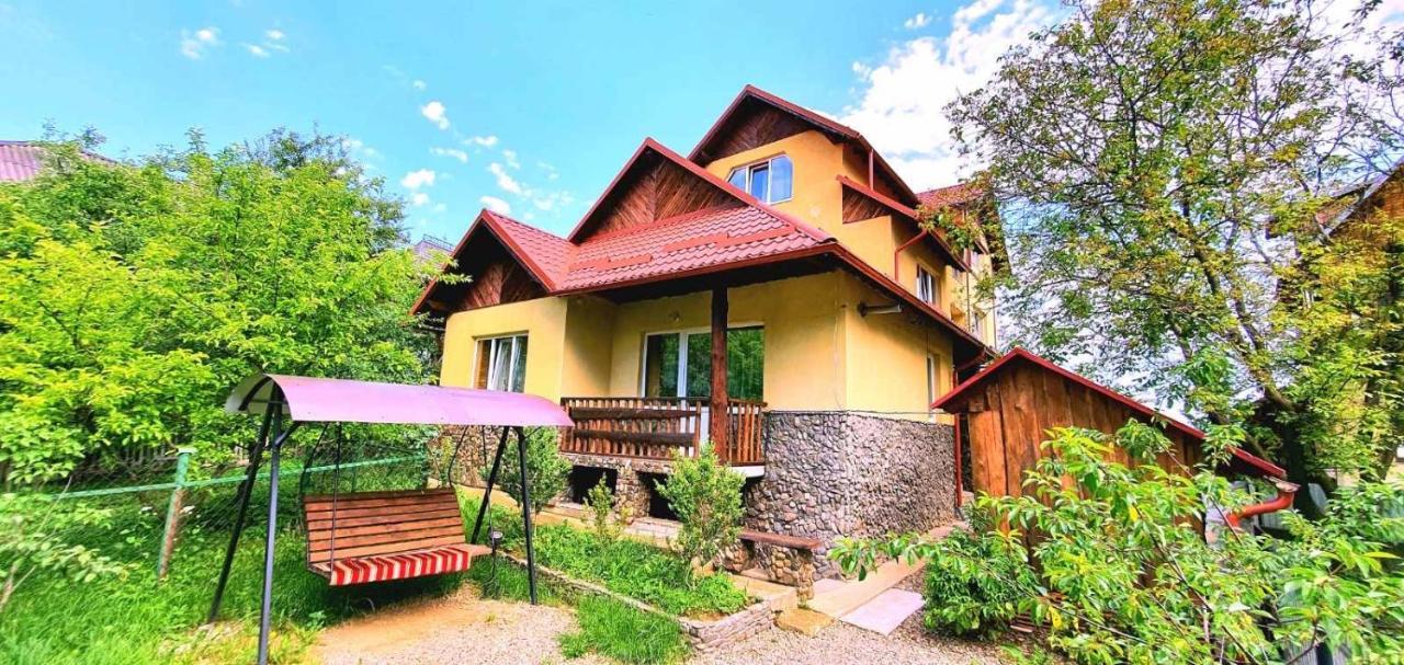 Villa Gutsulska Oselya à Yaremtche Extérieur photo